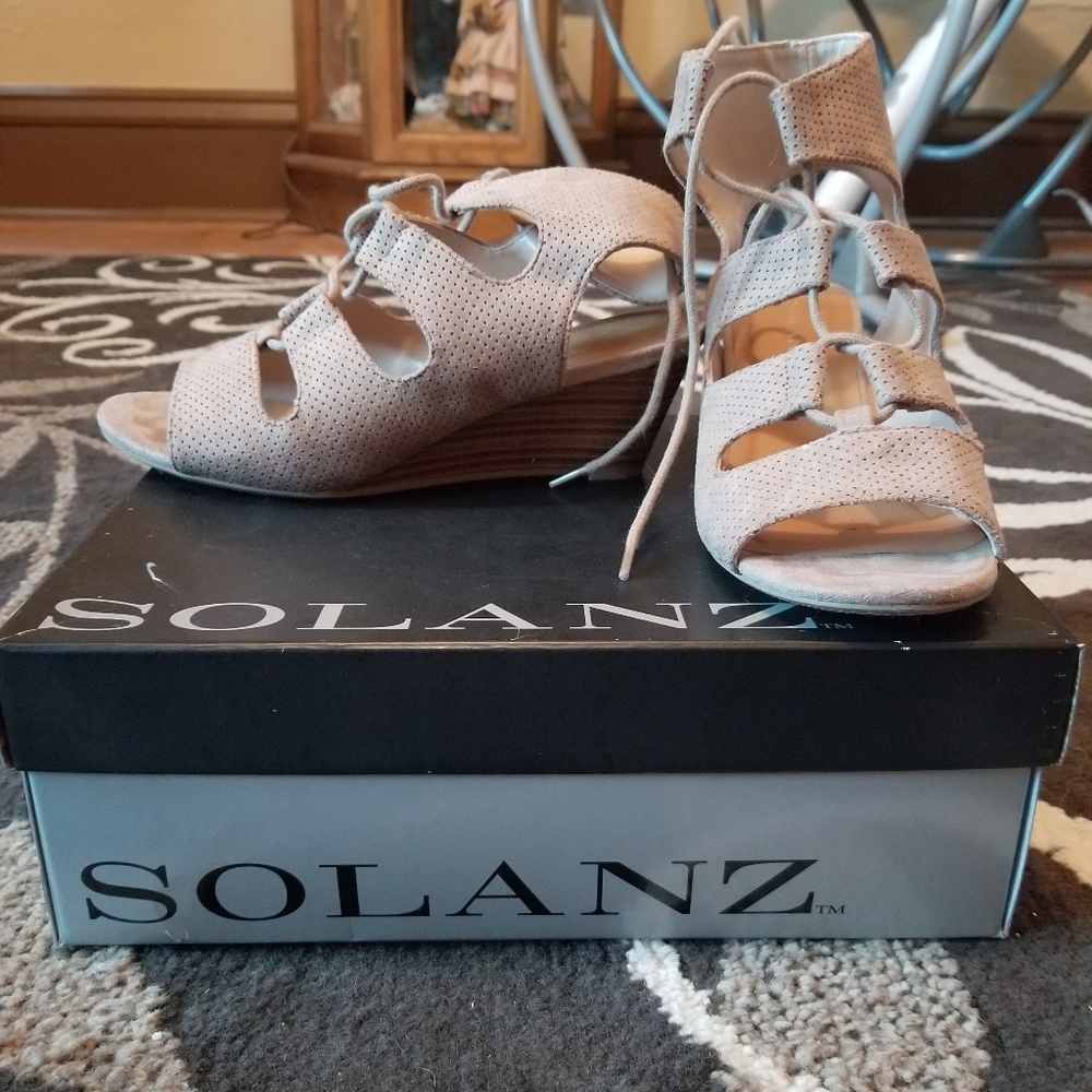 Solanz Summer Wedges Cream/Light Brown